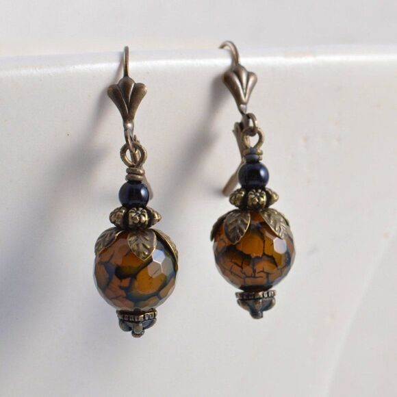 Dragon's Vein Agate Black Onyx and Antiqued Brass - Picture 1 of 5